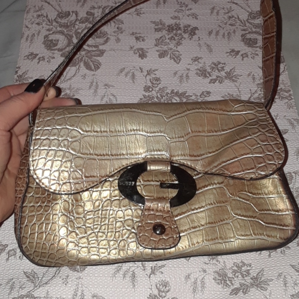 Guess purse